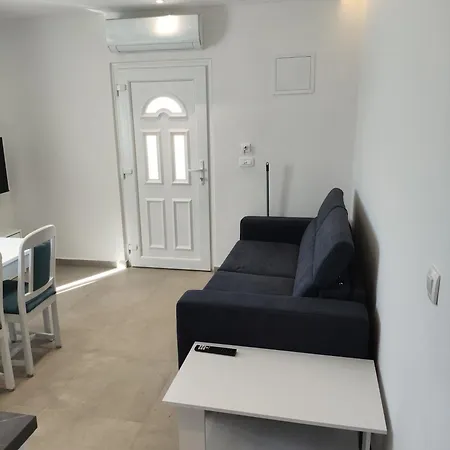 Frle 3 Apartment